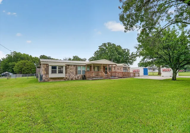 Photo 2 of Single family home for sale at 7757 Berry Rd, Burleson, TX 76028 | MLS# 21247548 | Listing updated on 2026-10-06