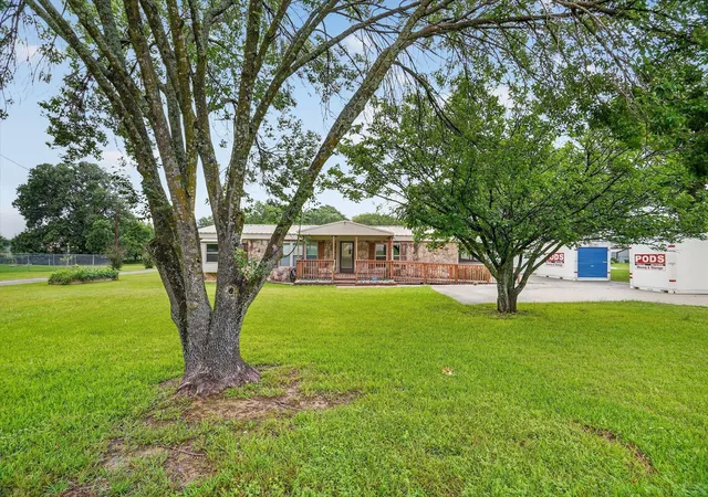 Photo 3 of Single family home for sale at 7757 Berry Rd, Burleson, TX 76028 | MLS# 21247548 | Listing updated on 2026-10-06