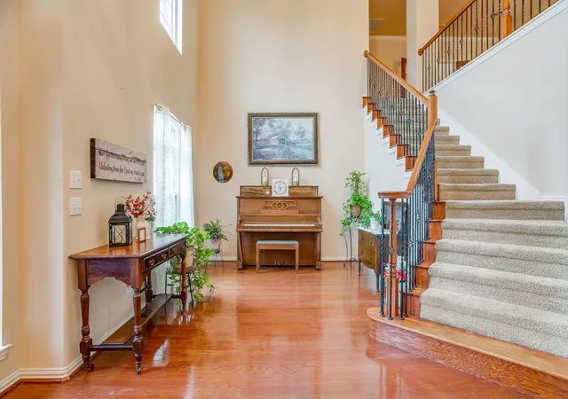 Photo 3 of Single family home for sale at 2952 Masters Ct S, Burleson, TX 76028 | MLS# 21257073 | Listing updated on 2026-08-12