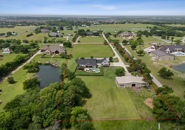 Photo 1 of Mansion for sale at 1043 Anna Cade Rd, Rockwall, TX 75087 | MLS# 21257172 | Listing updated on 2026-07-05