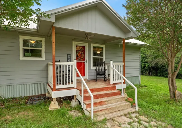 Photo 3 of Single family home for sale at 125 Private Road 245, Hillsboro, TX 76645 | MLS# 21257146 | Listing updated on 2026-08-24