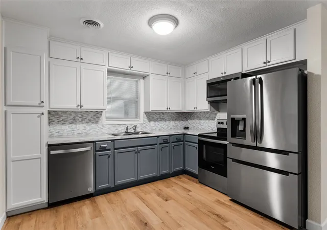 4th image of 1425 Crow Dr, Waco, TX 76705 | MLS# 21257358