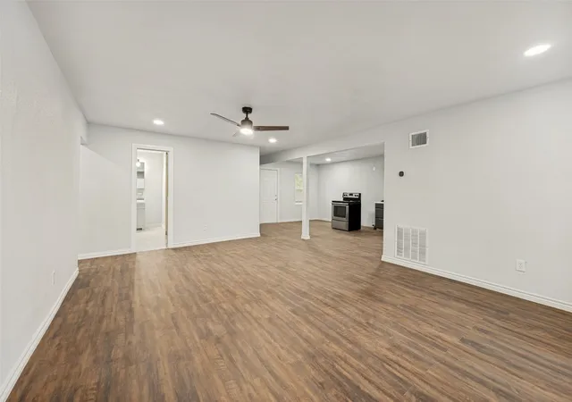 Homes for sale in Fort Worth, TX | 5520 Jewell Ave, Fort Worth, TX 76112 | MLS# 21256319