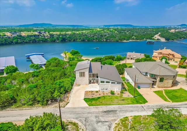 Photo 2 of Single family home for sale at 575 Melbourne Trl, Graford, TX 76449 | MLS# 21254088 | Listing updated on 2026-07-28