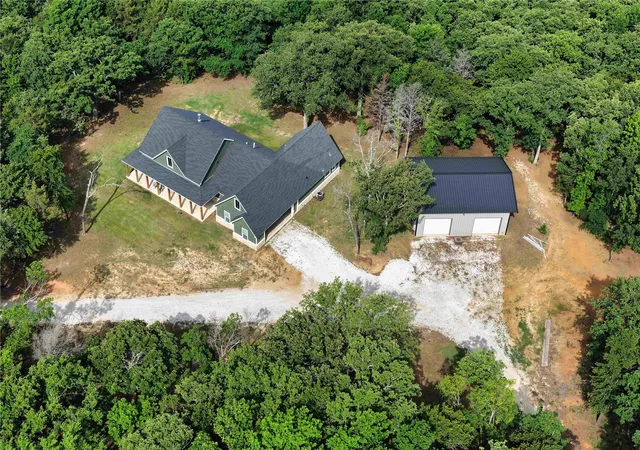 Photo 3 of Sale Pending at 479 Anderson Rd, Whitesboro, TX 76273 | MLS# 21255804 | Listing updated on 2026-08-31