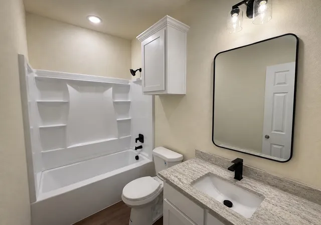 Photo 3 of Single family home for sale at 409 Carter St, Sulphur Springs, TX 75482 | MLS# 21257575 | Listing updated on 2026-08-25