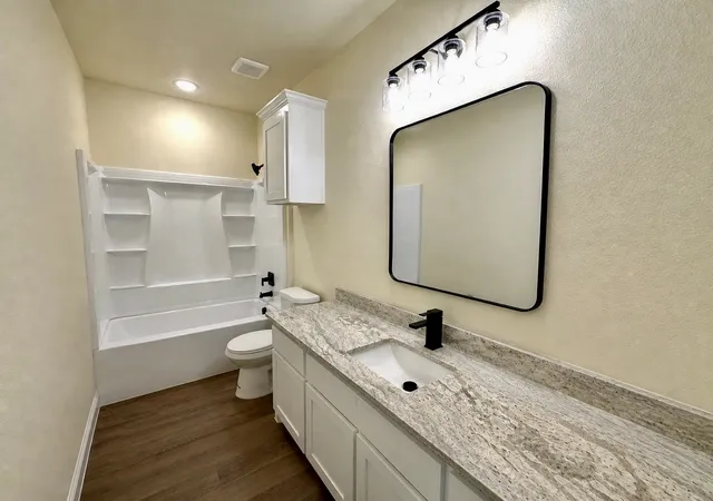 Photo 4 of Single family home for sale at 409 Carter St, Sulphur Springs, TX 75482 | MLS# 21257575 | Listing updated on 2026-08-25