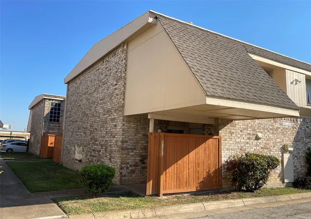 Homes for sale in Richardson, TX | 2313 Trellis Pl, Richardson, TX 75081 | MLS# 21251324