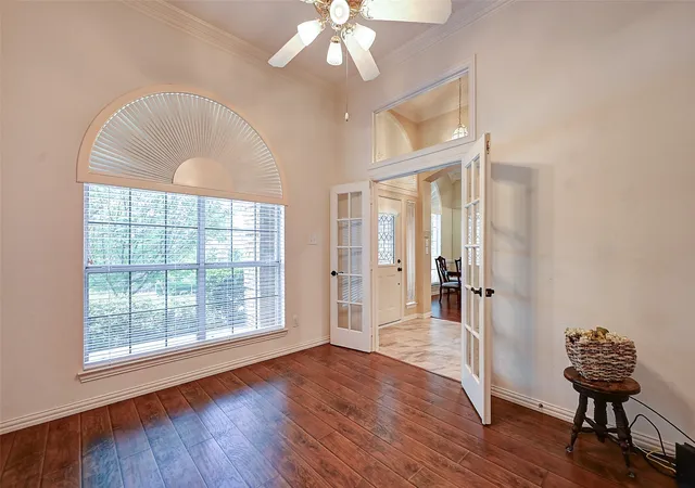 3rd image of 6608 Barclay Ln, Garland, TX 75044 | MLS# 21244426