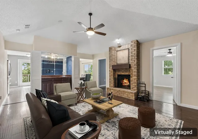 Photo 3 of Single family home for sale at 801 Country Club Pl, Grand Prairie, TX 75052 | MLS# 21257616 | Listing updated on 2026-08-03