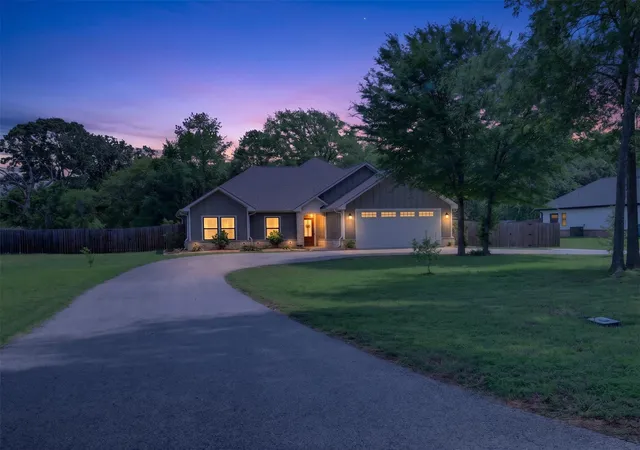 Homes for sale in Athens, TX | 6371 Mill Run Rd, Athens, TX 75751 | MLS# 21244149