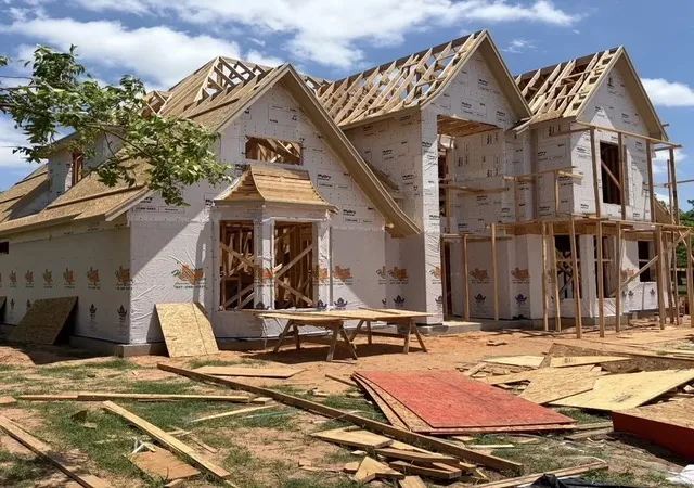 Photo 2 of Single family home for sale at 1842 Cirrus Loop, Granbury, TX 76049 | MLS# 21257667 | Listing updated on 2026-07-07