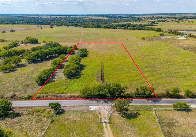 Homes for sale in Alvarado, TX | 4004 County Road 405, Alvarado, TX 76009 | MLS# 21256819