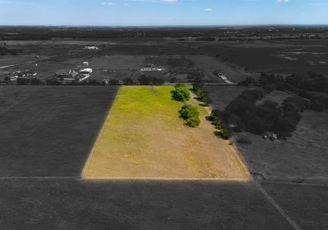 Homes for sale in Alvarado, TX | 4004 County Road 405, Alvarado, TX 76009 | MLS# 21256819