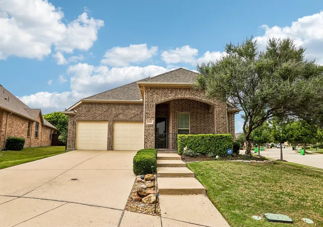 Homes for sale in Savannah, TX | 1441 Isabella Ln, Savannah, TX 76227 | MLS# 21256570