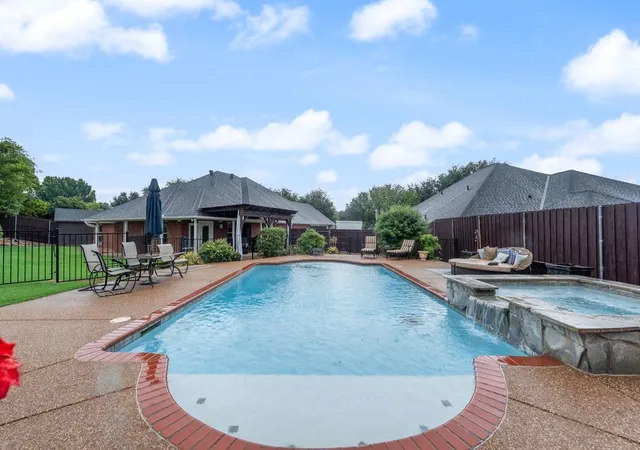Photo 3 of Sale Pending at 7057 Ridge Crest Dr, North Richland Hills, TX 76182 | MLS# 21257681 | Listing updated on 2026-09-28