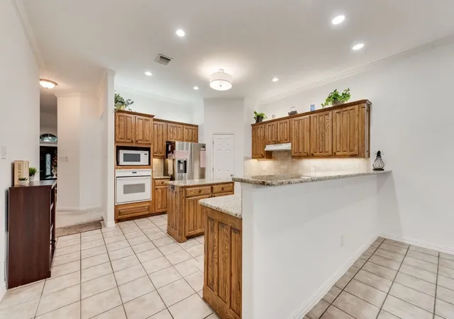 Photo 4 of Sale Pending at 7057 Ridge Crest Dr, North Richland Hills, TX 76182 | MLS# 21257681 | Listing updated on 2026-09-28