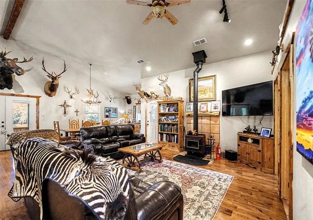 Photo 4 of Single family home for sale at 9439 County Road 103, Whitesboro, TX 76273 | MLS# 21254692 | Listing updated on 2026-08-05