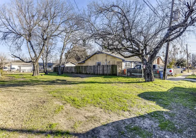 1st image of 4036 Pringle Dr, Dallas, TX 75212 | MLS# 21257699