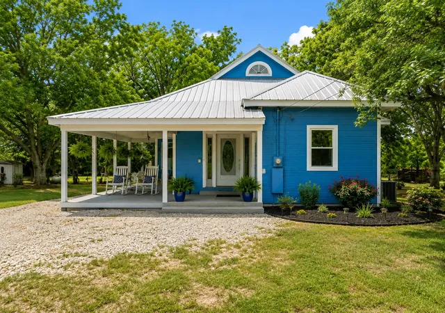 Homes for sale in Honey Grove, TX | 479 County Road 27450, Honey Grove, TX 75446 | MLS# 21250971