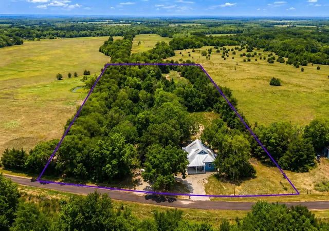 Homes for sale in Honey Grove, TX | 479 County Road 27450, Honey Grove, TX 75446 | MLS# 21250971