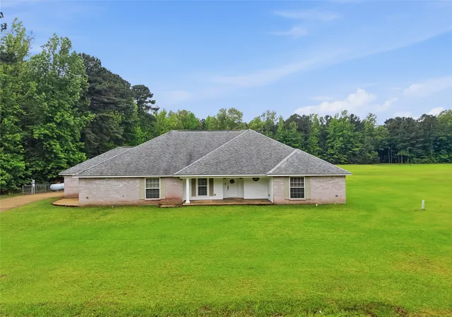 Homes for sale in Haughton, LA | 561 Wells Rd, Haughton, LA 71037 | MLS# 21253046