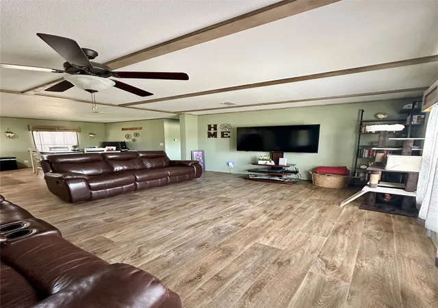Homes for sale in Mabank, TX | 190 Railroad Dr, Mabank, TX 75156 | MLS# 21257726