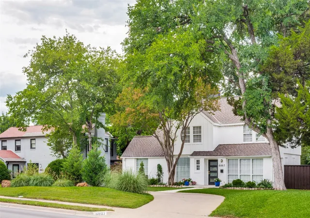 Photo 2 of Single family home for sale at 6867 Gaston Ave, Dallas, TX 75214 | MLS# 21257438 | Listing updated on 2026-08-21