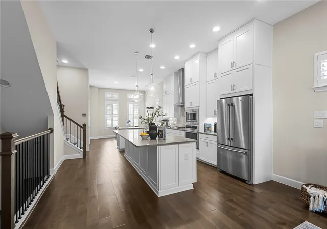 Photo 3 of Single family home for sale at 5485 Beecher St, Dallas, TX 75209 | MLS# 21257216 | Listing updated on 2026-08-17