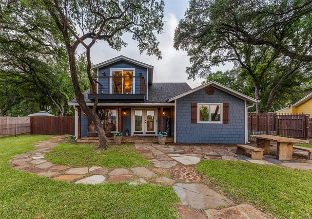 Photo 1 of Single family home for sale at 8252 Killdeer Cir, Fort Worth, TX 76108 | MLS# 21255613 | Listing updated on 2026-10-04
