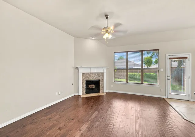 Photo 3 of Single family home for sale at 1020 Lake Hollow Dr, Little Elm, TX 75068 | MLS# 21248415 | Listing updated on 2026-10-03