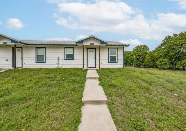 image of 1450 (a) Lincoln Dr, Stephenville, TX 76401 | MLS# 21253393