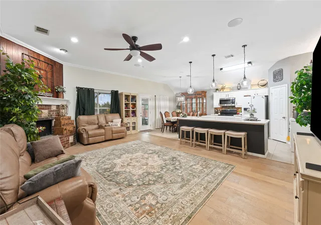 Photo 2 of Single family home for sale at 118 Dustin Dr, Fate, TX 75189 | MLS# 21257944 | Listing updated on 2026-08-27