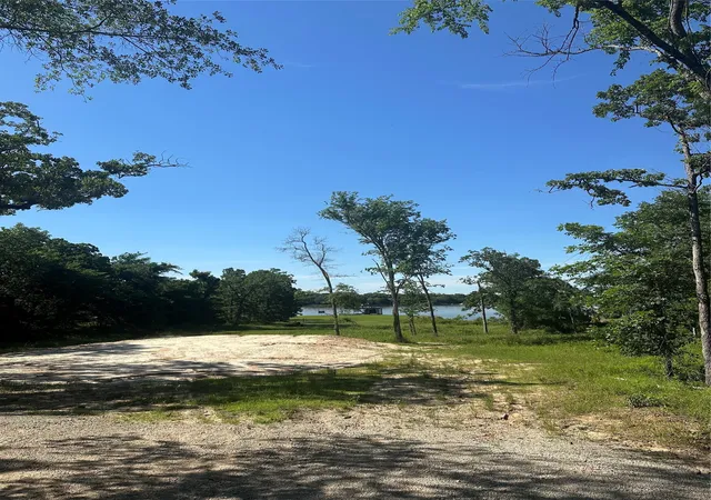 Photo 4 of Land for sale at 14192 Ridge Ln, Malakoff, TX 75148 | MLS# 21258005 | Listing updated on 2026-07-21