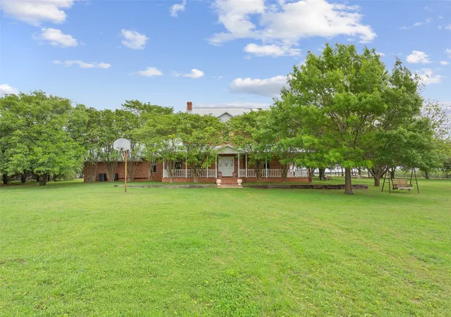 Homes for sale in Hillsboro, TX | 1277 Hcr 4251, Hillsboro, TX 76645 | MLS# 21258025