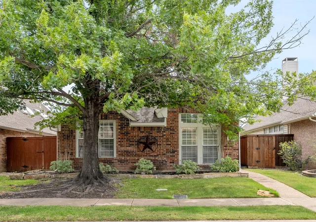 Homes for sale in Irving, TX | 8620 Forest Glen Dr, Irving, TX 75063 | MLS# 21257615
