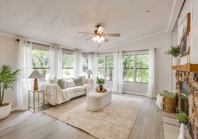 Photo 1 of Sale Pending at 2600 Houston Ct, Granbury, TX 76048 | MLS# 21257577 | Listing updated on 2026-08-25