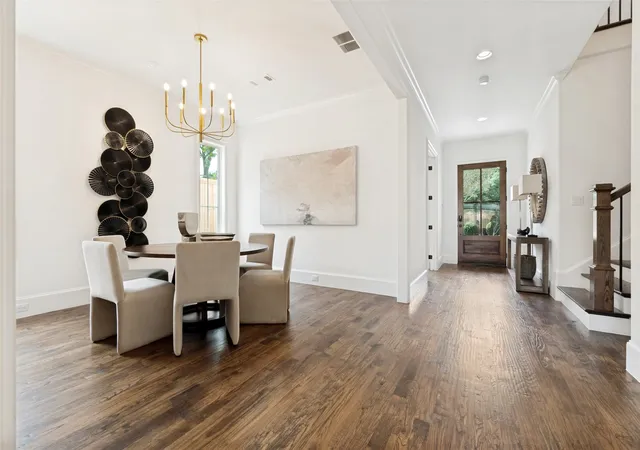 Photo 3 of Sale Pending at 6167 Velasco Ave, Dallas, TX 75214 | MLS# 21256261 | Listing updated on 2026-08-26