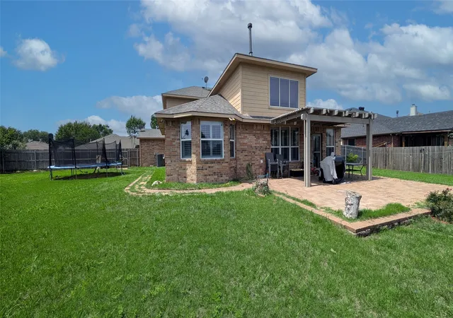 Photo 3 of Single family home for sale at 5848 Somerton Dr, Grand Prairie, TX 75052 | MLS# 21258052 | Listing updated on 2026-08-29