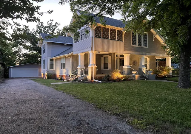 Homes for sale in Comanche, TX | 505 N Elm St, Comanche, TX 76442 | MLS# 21245992
