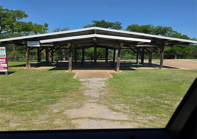 Homes for sale in Granbury, TX | 3612 Broken Bow Dr, Granbury, TX 76048 | MLS# 21258152