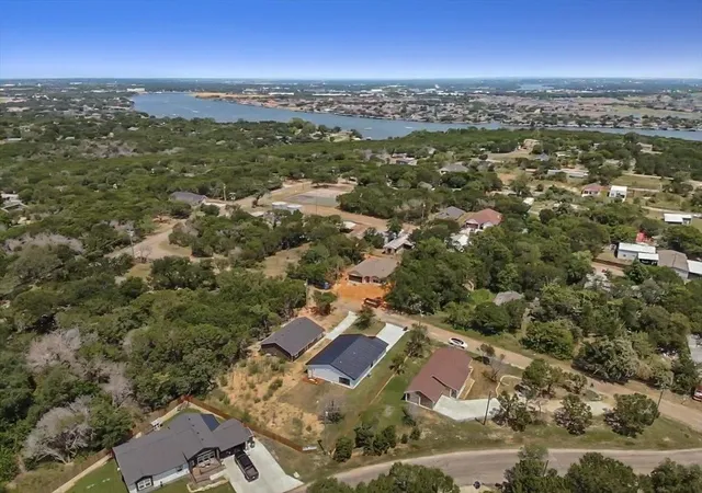 Homes for sale in Granbury, TX | 3612 Broken Bow Dr, Granbury, TX 76048 | MLS# 21258152