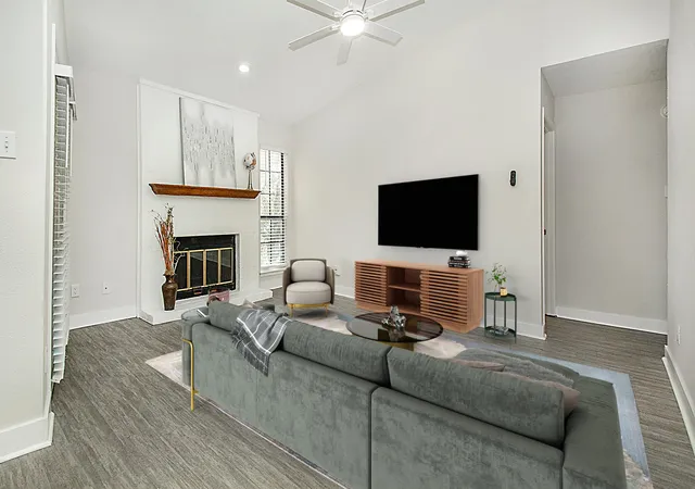 Photo 3 of Condo for sale at 1104 Riverchase Ln #204, Arlington, TX 76011 | MLS# 21258171 | Listing updated on 2026-09-26