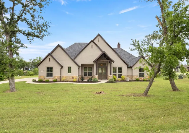 Photo 1 of Single family home for sale at 105 Clayton Xing, Springtown, TX 76082 | MLS# 21250872 | Listing updated on 2026-09-06
