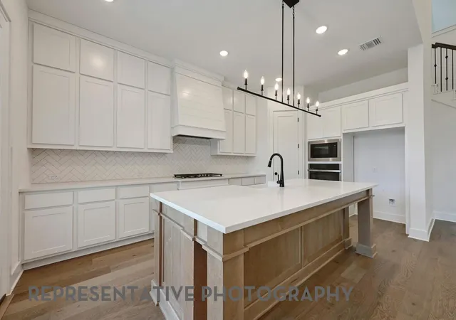 Homes for sale in Rockwall, TX | 1611 Trinity Forest Dr, Rockwall, TX 75087 | MLS# 21258091
