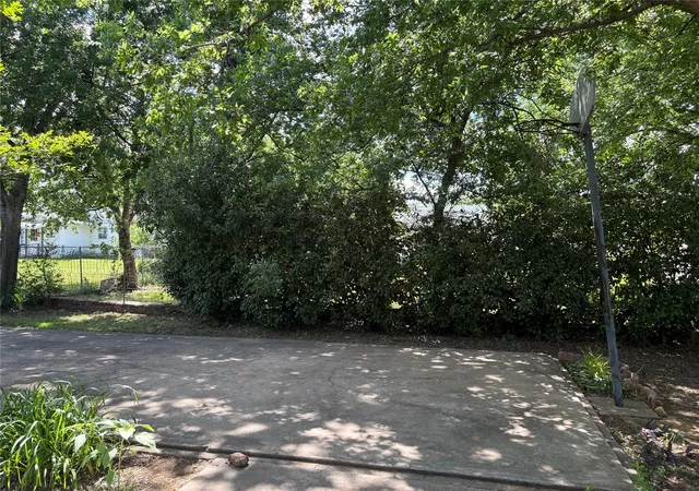 Homes for sale in Jacksboro, TX | 919 W College Hwy, Jacksboro, TX 76458 | MLS# 21258217