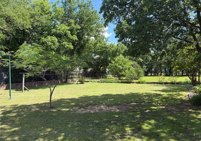 Homes for sale in Jacksboro, TX | 919 W College Hwy, Jacksboro, TX 76458 | MLS# 21258217