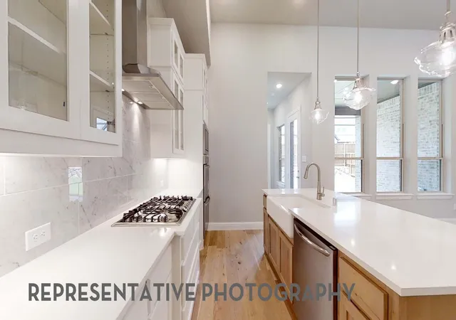 Photo 3 of Single family home for sale at 822 Shadow Creek Dr, Rockwall, TX 75087 | MLS# 21258168 | Listing updated on 2026-07-21