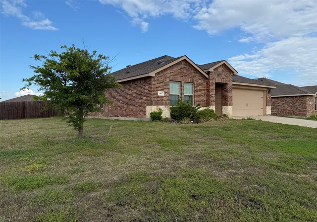 Homes for sale in Josephine, TX | 727 Meadow Creek Ln, Josephine, TX 75189 | MLS# 21257955