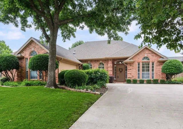 Photo 1 of Sale Pending at 1825 Callender Hill Rd, Mansfield, TX 76063 | MLS# 21258389 | Listing updated on 2026-07-27